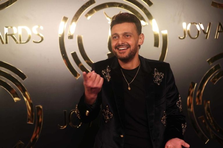 بالصورة.. رامز جلال يعلن عن برنامجه