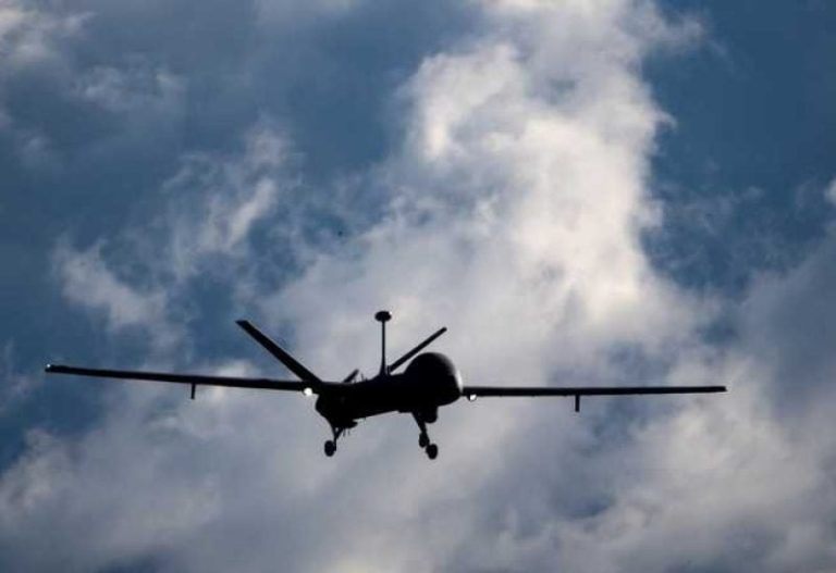 اشتعال النيران في خزان للنفط في منطقة كورسك الروسية