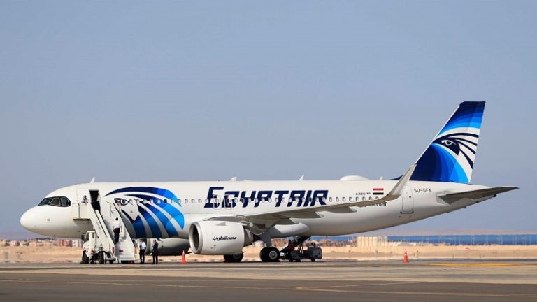 مصر تعلق رحلاتها إلى دبي مؤقتاً