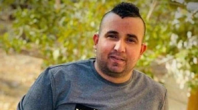 استشهاد عامل فلسطيني باعتداء صهيوني