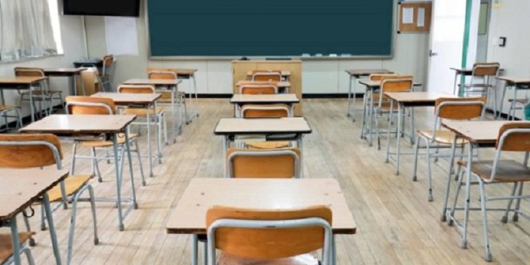 مخالفات في تكليف مديري مدارس رسمية