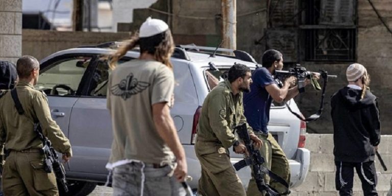 مستوطنون يطلقون النار على الفلسطينيين في الضفة!