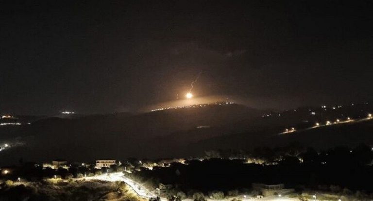 بالفيديو.. اللحظات الأولى للرد الإيراني على الأراضي المحتلة