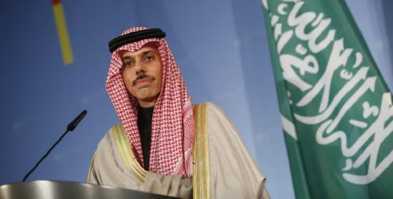 الخارجية السعودية: نعمل مع شركائنا على وقف حرب غزة
