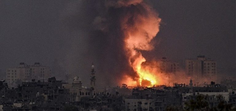 غارات على غزة وجباليا