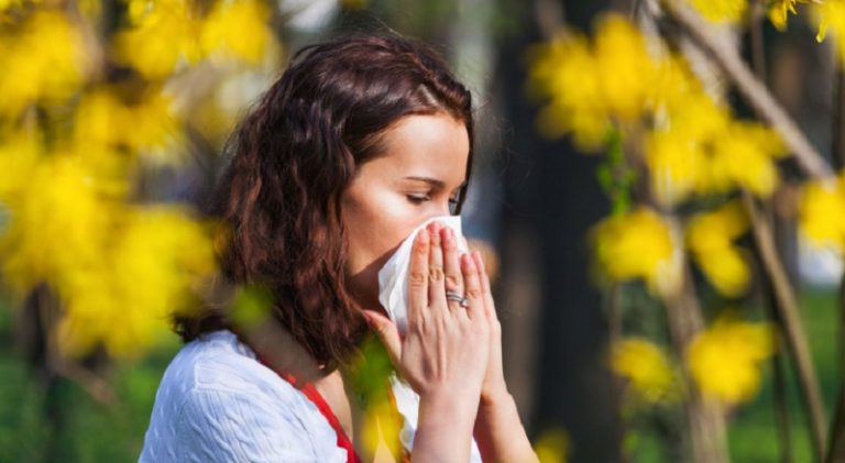 أعشاب طبيعية للتخلص من حساسية الربيع