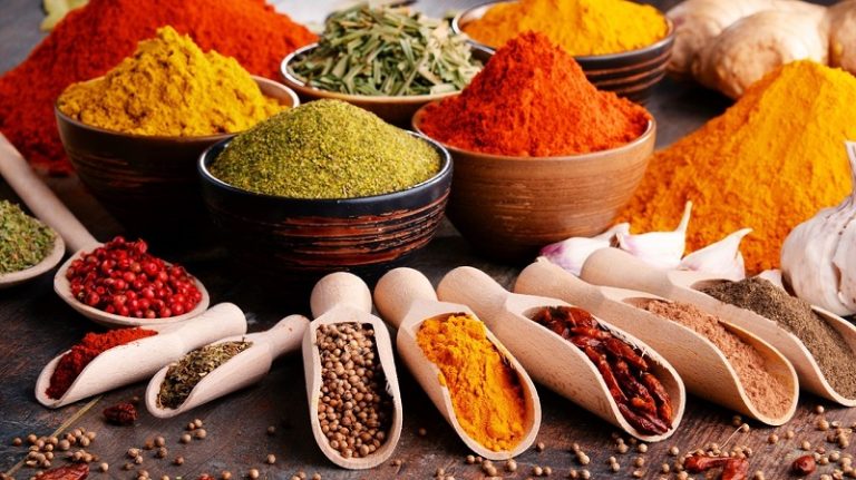 4 توابل تعزز نشاط العقل