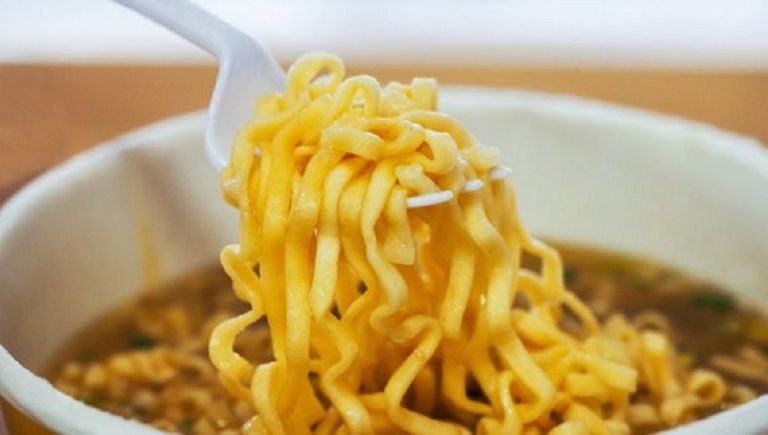 تعاونية قوى الأمن تجبر العسكريين شراء الـ”نودلز”!