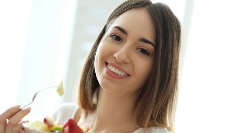 ما هي الأطعمة التي تحسن البشرة؟