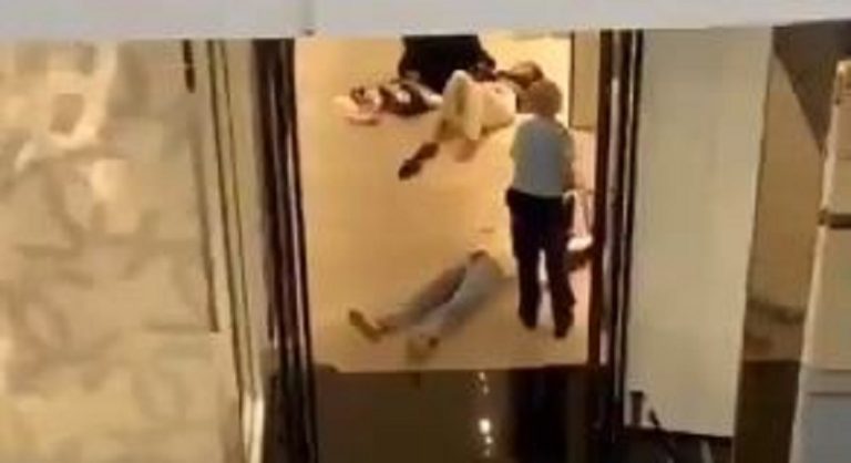 بالفيديو.. 10 قتلى وجرحى بعملية الطعن في سيدني