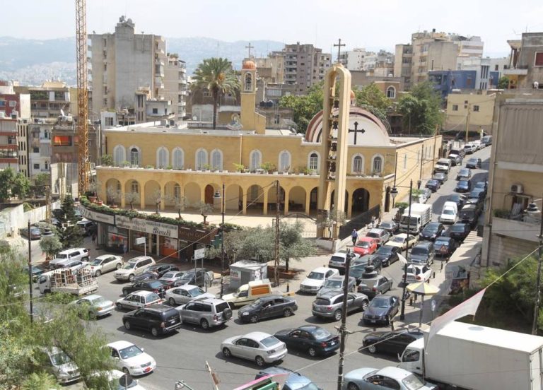 تهديد السوريين في الأشرفية: غادروا “حقناً للدماء”! (صورة)