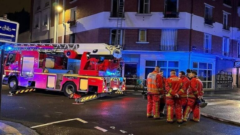 مصرع 3 أشخاص بانفجار تلاه حريق مبنى في باريس (فيديو)