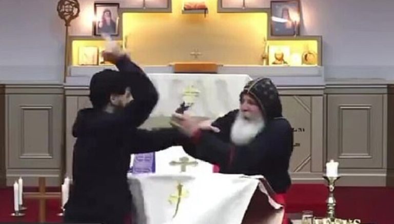 بالفيديو.. طــعـــن أسقف في سيدني!