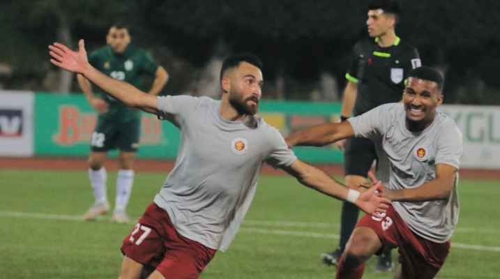 ديربي لبنان لكرة القدم الأحد في جونية