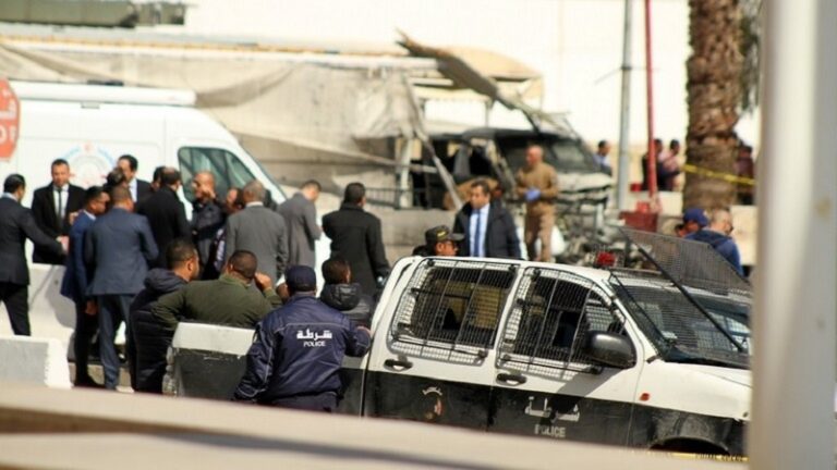 الأمن التونسي يوقف متهماً بقضايا إجرامية مختلفة