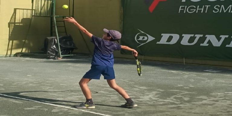 دورة نادي الكهرباء زوق مكايل بالتنس