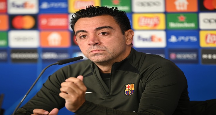 بتوصية من تشافي.. برشلونة يتخذ قراراً بالتجديد لأحد لاعبيه