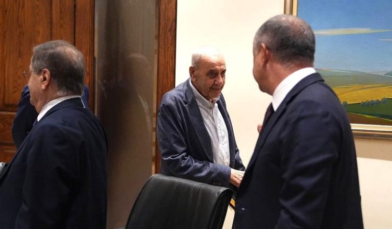 بو صعب: “ما بعرف إذا المجلس الحالي رح ينتخب رئيس”