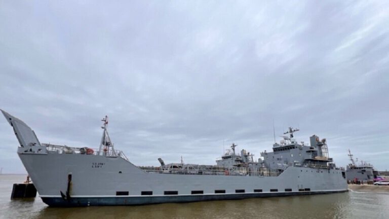 “الأغذية العالمي” ينتظر بناء الممر البحري لنقل المساعدات إلى غزة