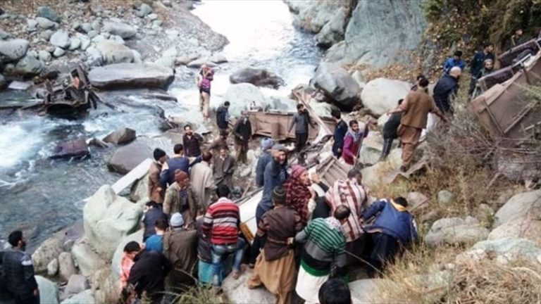 6 قتلى بغرق قارب في كشمير الهندية