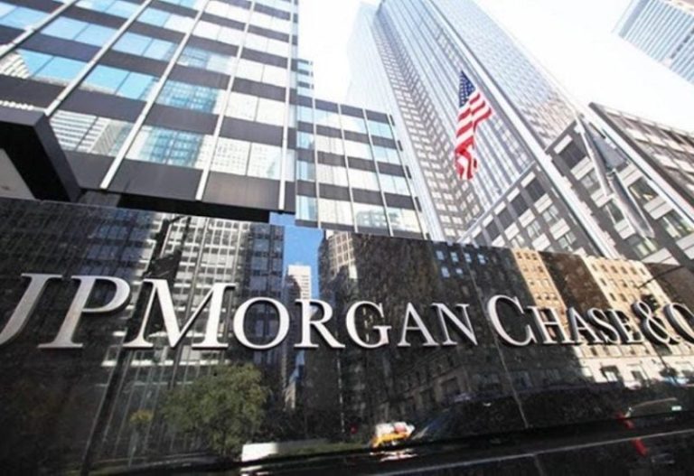 روسيا تردّ: تجميد حسابات أكبر بنك أميركي