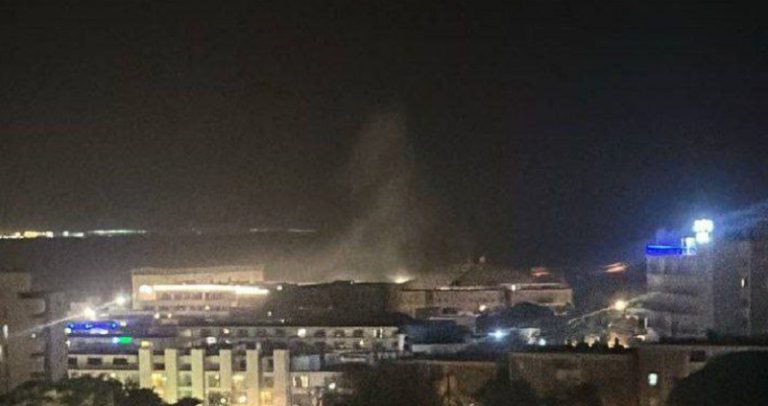 طائرة مسيّرة انتحارية تصيب القاعدة العسكرية البحرية في “إيلات” (فيديو)