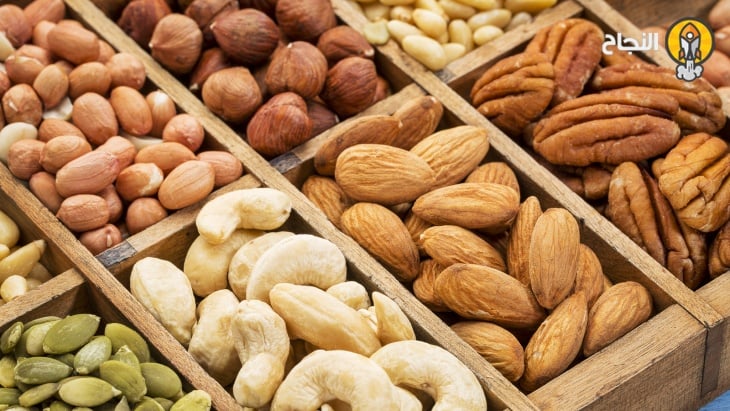 لعدم ارتفاع الكوليسترول.. نصائح بتناول المكسرات في رمضان!