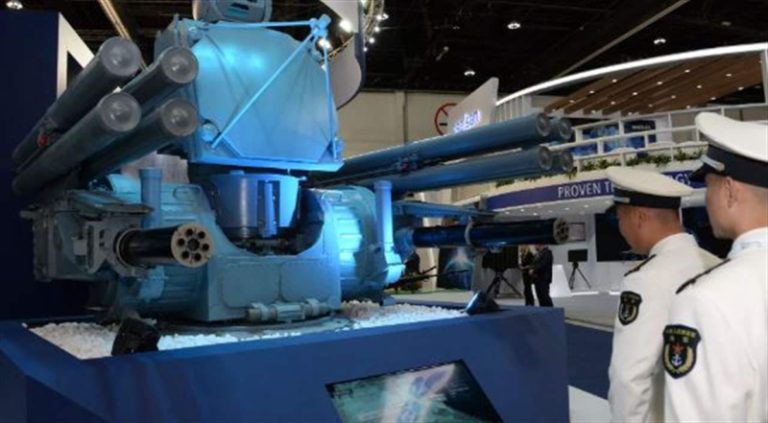 روسيا تستخدم  نظامَ دفاعٍ جوي بحري جديد