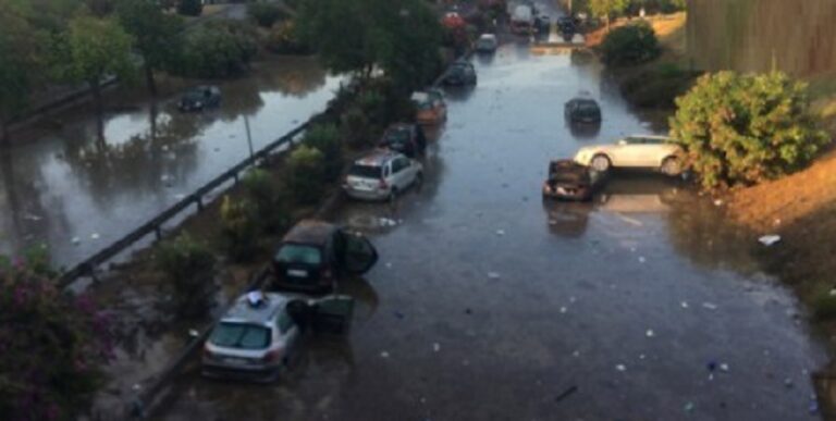 مصرع شخص وإجلاء المئات بعد فيضانات في أرمينيا (فيديو)