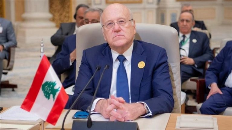 ميقاتي إلى القمة