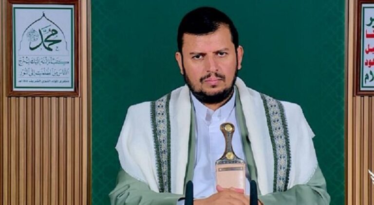 الحوثي: نفذنا 8 عمليات بـ15 صاروخاً ومسيرة خلال أسبوع