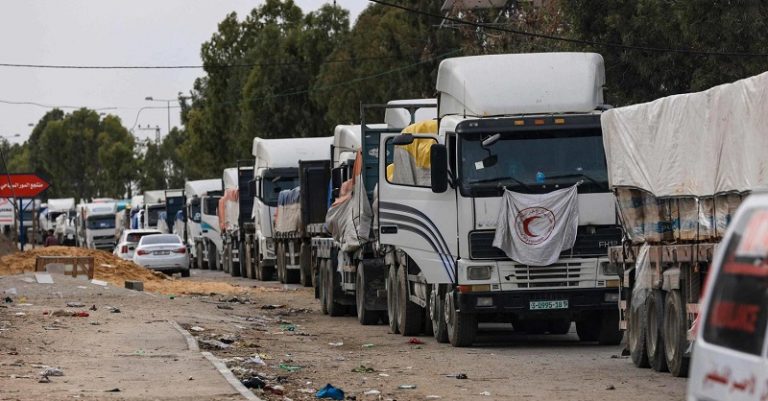 الاحتلال منع دخول 400 شاحنة مساعدات خلال يومين!