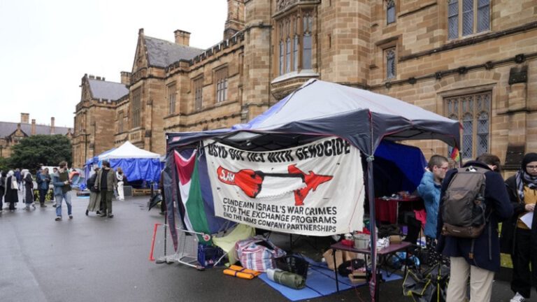 بالفيديو ـ اشتباكات بين مؤيدين لفلسطين وللاحـ.تــلال في سيدني