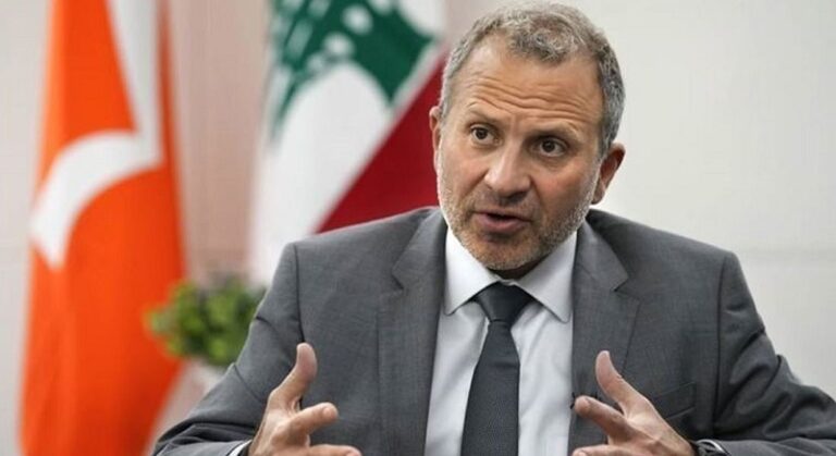 هل يضمن “التشحيل” في “البرتقالي”.. مستقبل باسيل؟