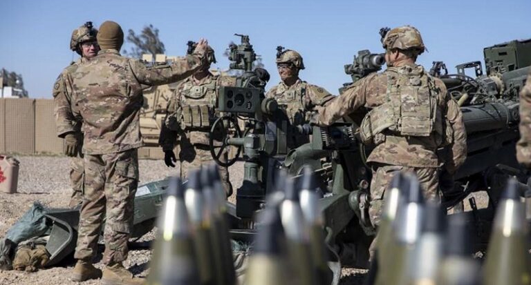 الجيش الأميركي: الحوثيون أطلقوا 5 صواريخ مضادة للسفن