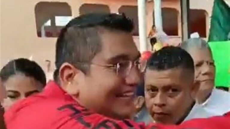 بالفيديو.. لحظة اغتيال مرشح لِمنصب عمدة في المكسيك!