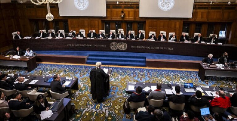 عدالة “المكيالين” بين الضحية والجلاد!