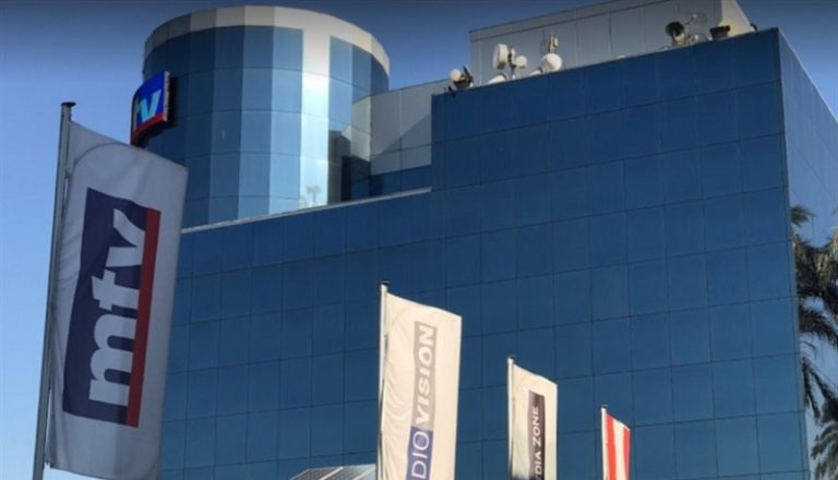 معركة بين المر والضاهر!