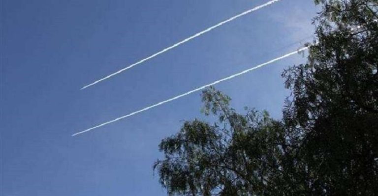 ‏تحليق مكثف للحربي وبالونات حرارية في الجنوب (فيديو)