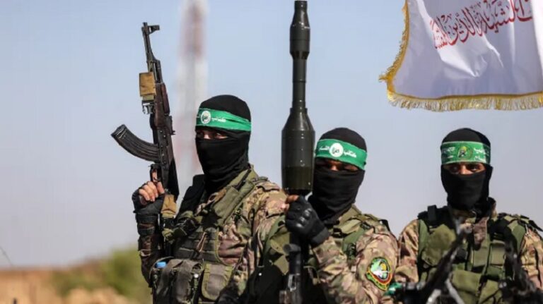 “الحوثيون”: عملية “كتائب القسام” رفعت رأس الأمة