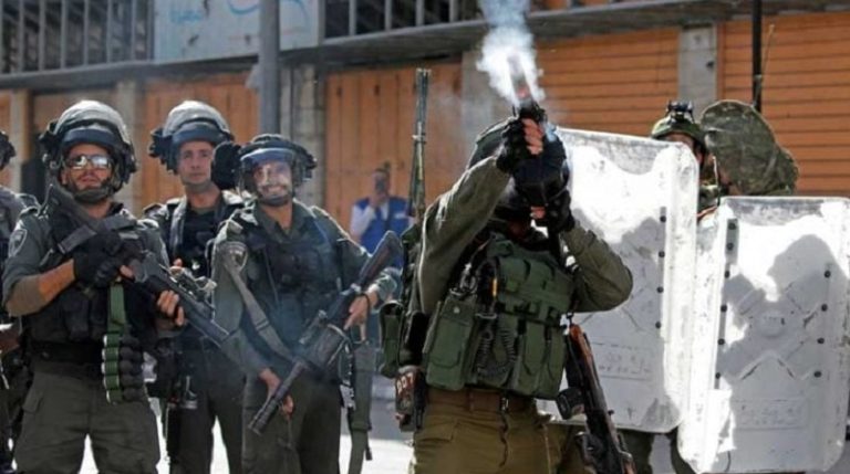 إصابة 6 عمال بنيران الاحتلال شرق رفح