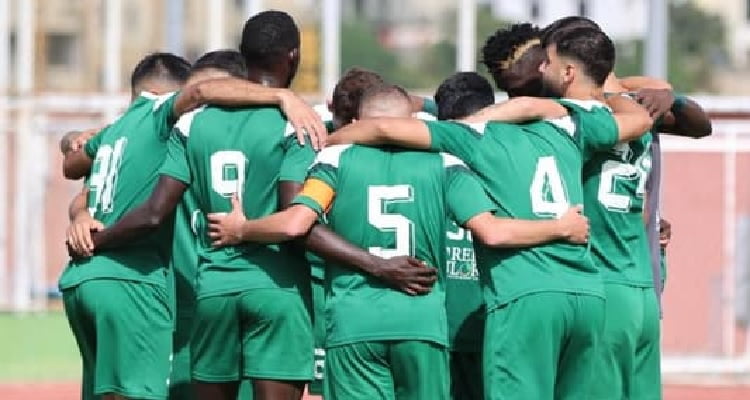 ثلاثية أنصارية بشباك العهد تُبقيه في صدارة الدوري اللبناني لكرة القدم