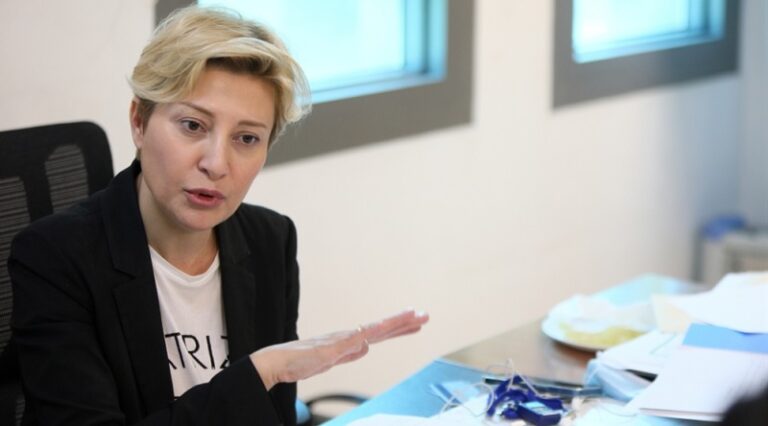 أمل شعبان بريئة