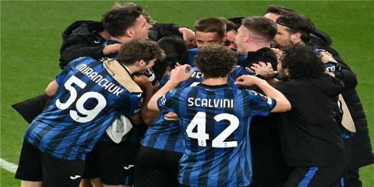 ثلاثية تاريخية للوكمان تقود أتلانتا لإحراز اليوروباليغ