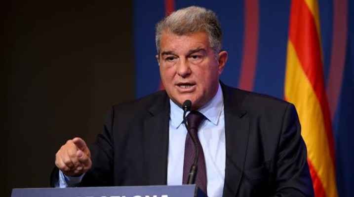 لابورتا يهنئ سيدات برشلونة على الفوز بدوري أبطال السيدات