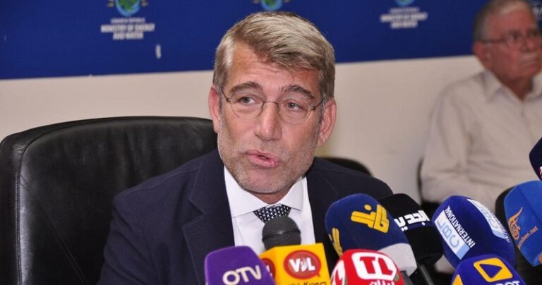 فياض: العمل الدبلوماسي ضروري.. ولكن!