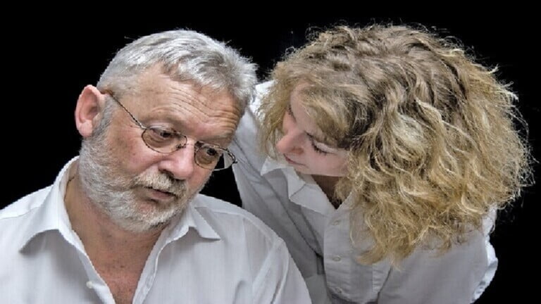 علامات تؤكد الإصابة بالخرف!