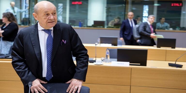 الإستعصاء يكبح مهمّة لودريان مجدّداً