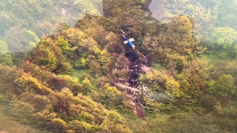 وزير النقل في تركيا: لم نتلقَ أي إشارة من المروحية الإيرانية!