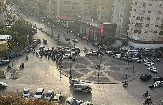 بالفيديو.. احتجاجات واغلاق طرق في الضاحية